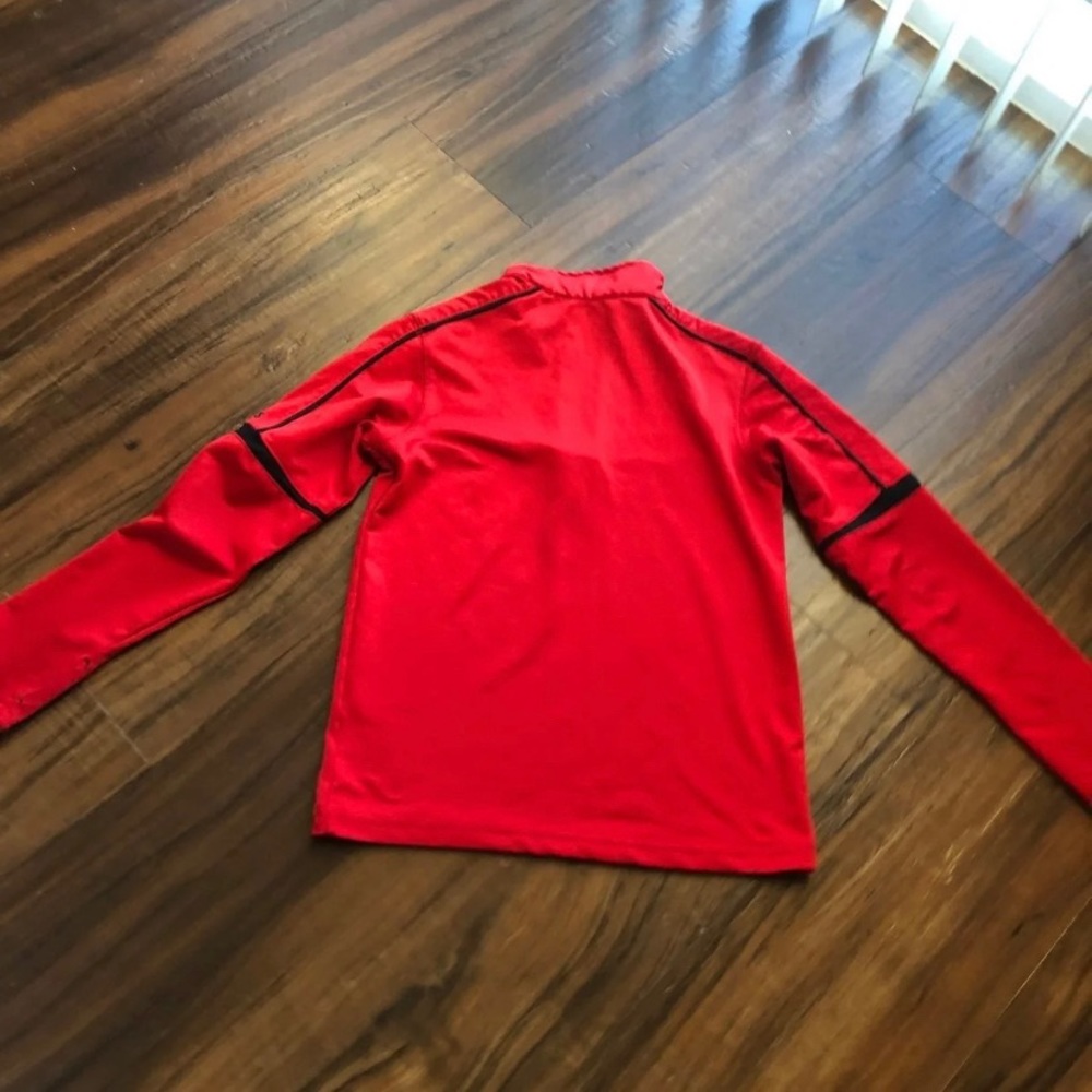 Very nice Asics pullover - Picture 5 of 6